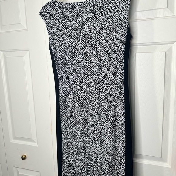 Ralph Lauren Women's Dress Black White Abstract Sleeveless‎ Stretch Fit  12 - Picture 8 of 8